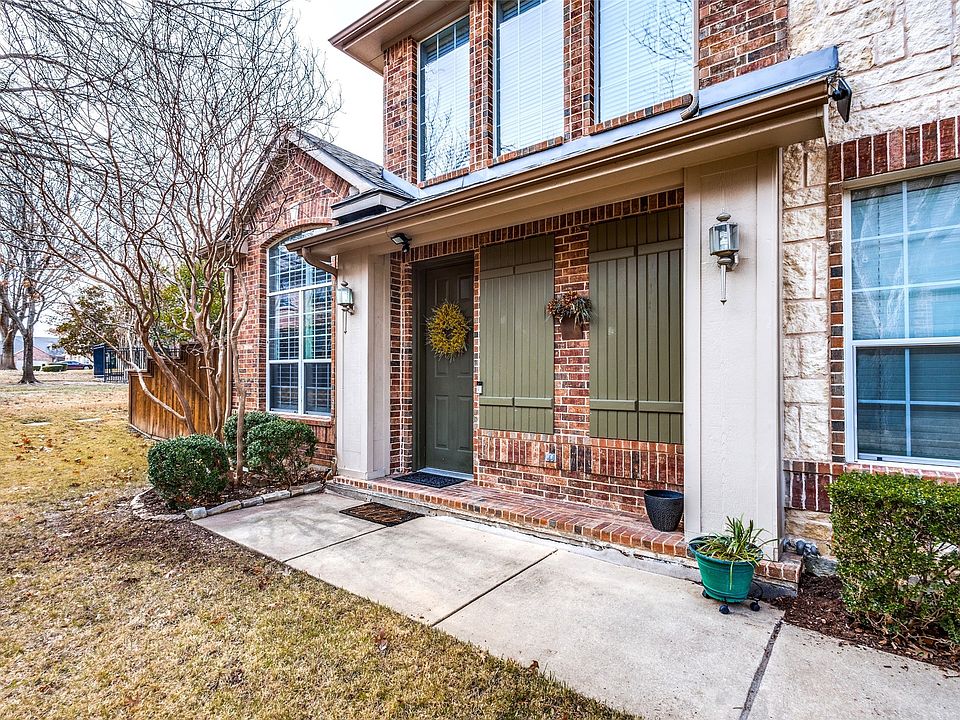 1st image of 1724 Brookview Dr