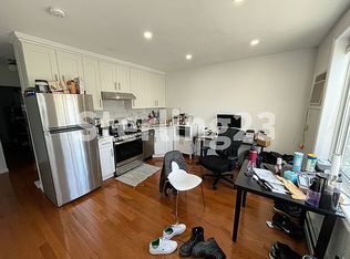 41-23 Newtown Rd #2, Astoria, NY 11103