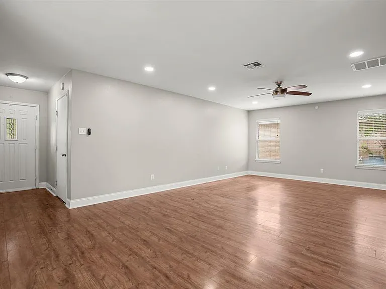 424 Emma Rose Trl — Photo 6