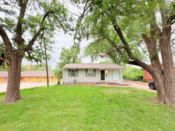 14812 Bellaire Ave, Grandview, MO 64030