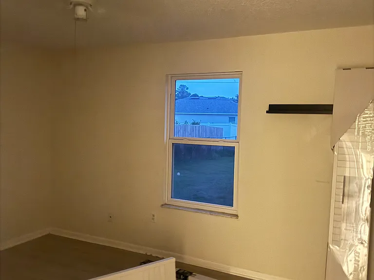 1090 Flintlock Ave SE — Photo 9