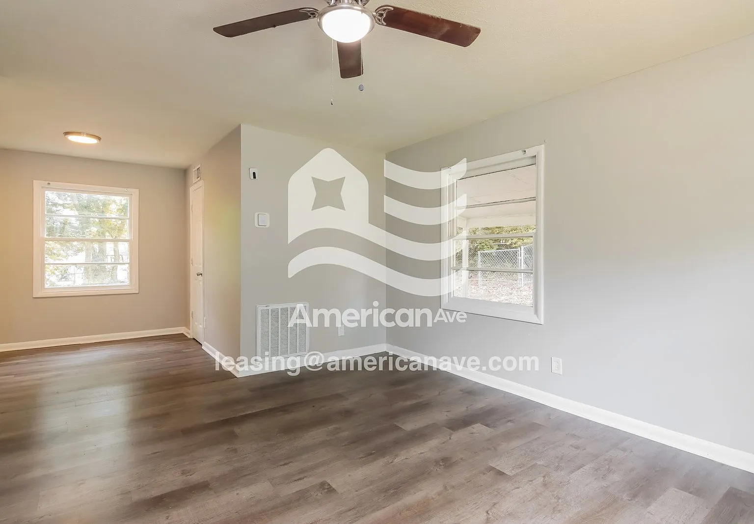 3 bed, 1.0 bath, 879 sqft, $797 — Photo 4