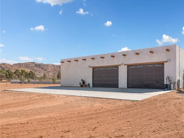 13776 Natoma Rd, Apple Valley, CA 92307