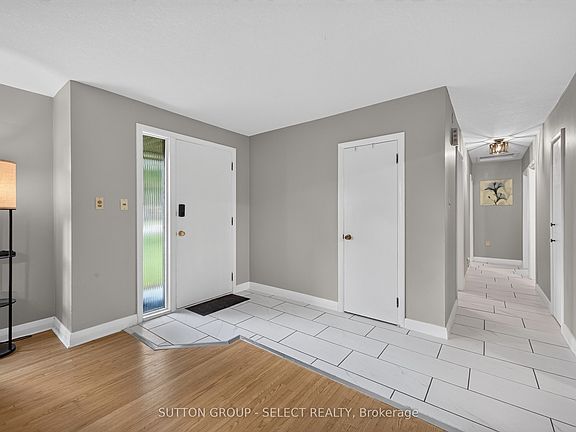 4th image of 305 Stephen St