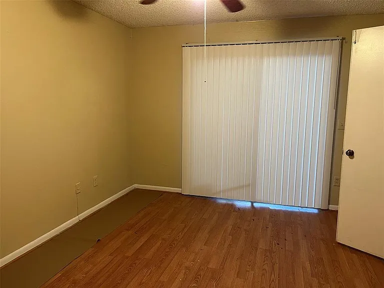 1821 Racquet Ct #1821 — Photo 5