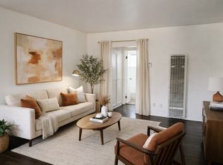 6128 De Longpre Ave APT 6, Los Angeles, CA 90028
