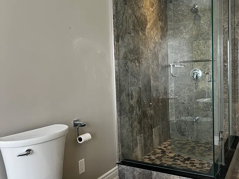 602 Lake Dr S — Photo 9
