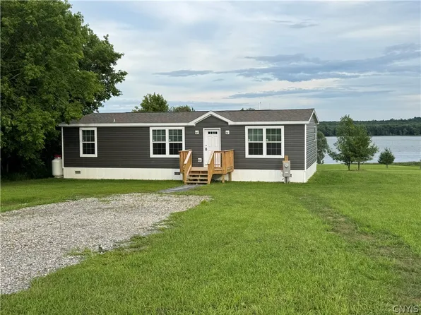 142 Lost Village Rd, Ogdensburg, NY 13669
