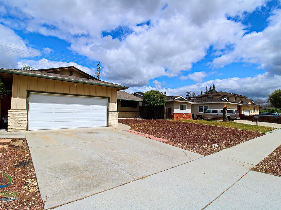 1st image of 5676 Park Crest Dr