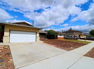 5676 Park Crest Dr, San Jose, CA 95118