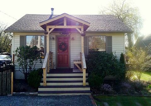 1st image of 2731 Alderwood Ave