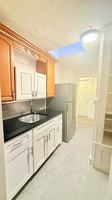 Kitchen, photo 1