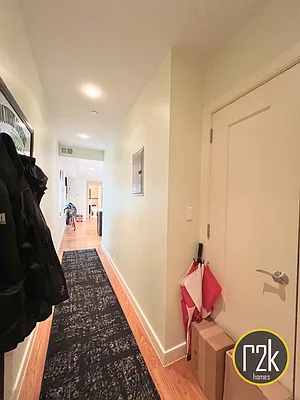 Rented by Realty 2000 Corp | media 20