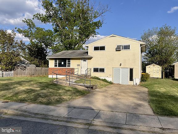 2nd image of 727 Delmar Ave