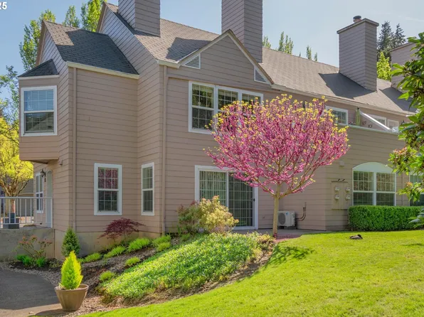 8540 SW Curry Dr Unit D, Wilsonville, OR 97070