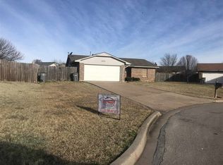 6025 SW Park Ave, Lawton, OK 73505