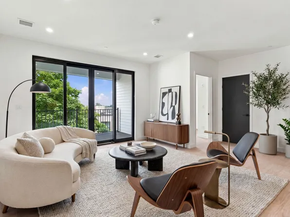 22 High St #103, Boston, MA 02122