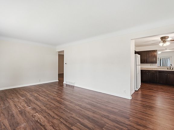 2nd image of 3633 Bel Air Dr SE