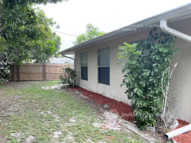 3729 Allenwood St — Photo 13