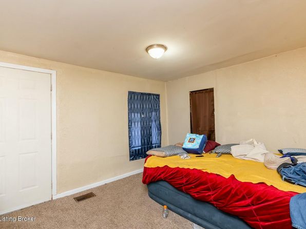 louisville-kentucky-2082374346 picture