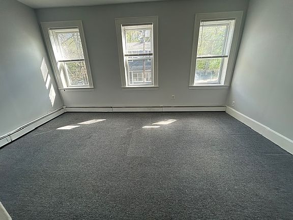 4th image of 14 Sherman St Floor 2