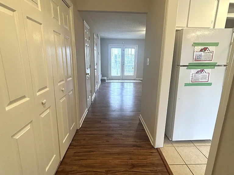 Barrington Townhomes — Photo 16