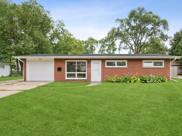 306 Harmony Dr, North Aurora, IL 60542