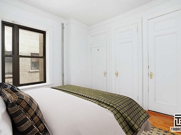 3rd image of 131 Central Park #6C