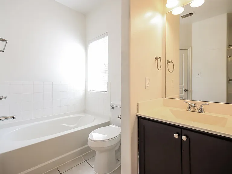 138 Pequin Rd — Photo 11