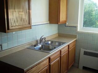 5297 Montgomery Rd APT 7, Cincinnati, OH 45212