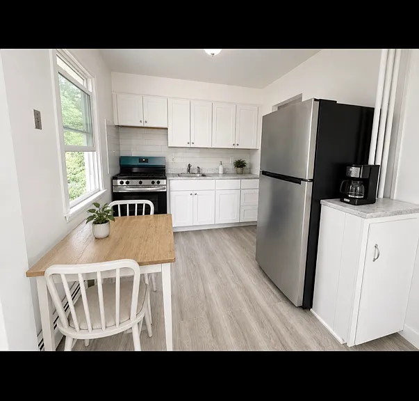 28 Warner Ln #2 — Photo 1