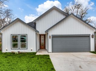 1605 Avenue D, Fort Worth, TX 76104