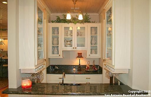 2nd image of 30351 Saratoga Ln