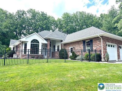 1859 Sherwood Cir, Allentown, PA, 18103