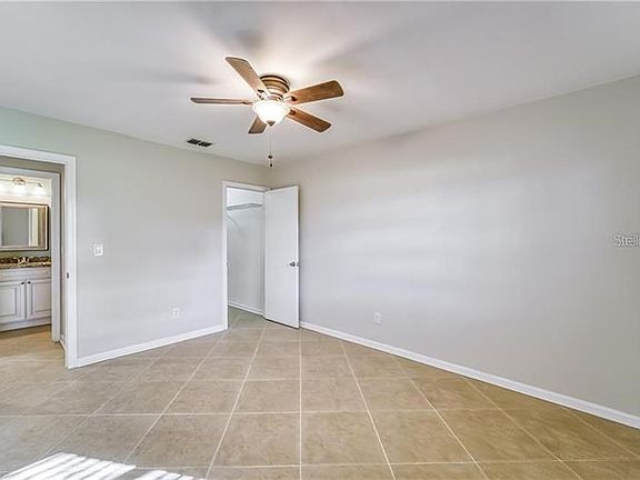 3rd image of 1904 Canterbury Ln Unit 10