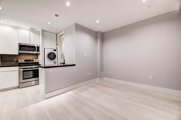 Rented by REAL New York | media 7