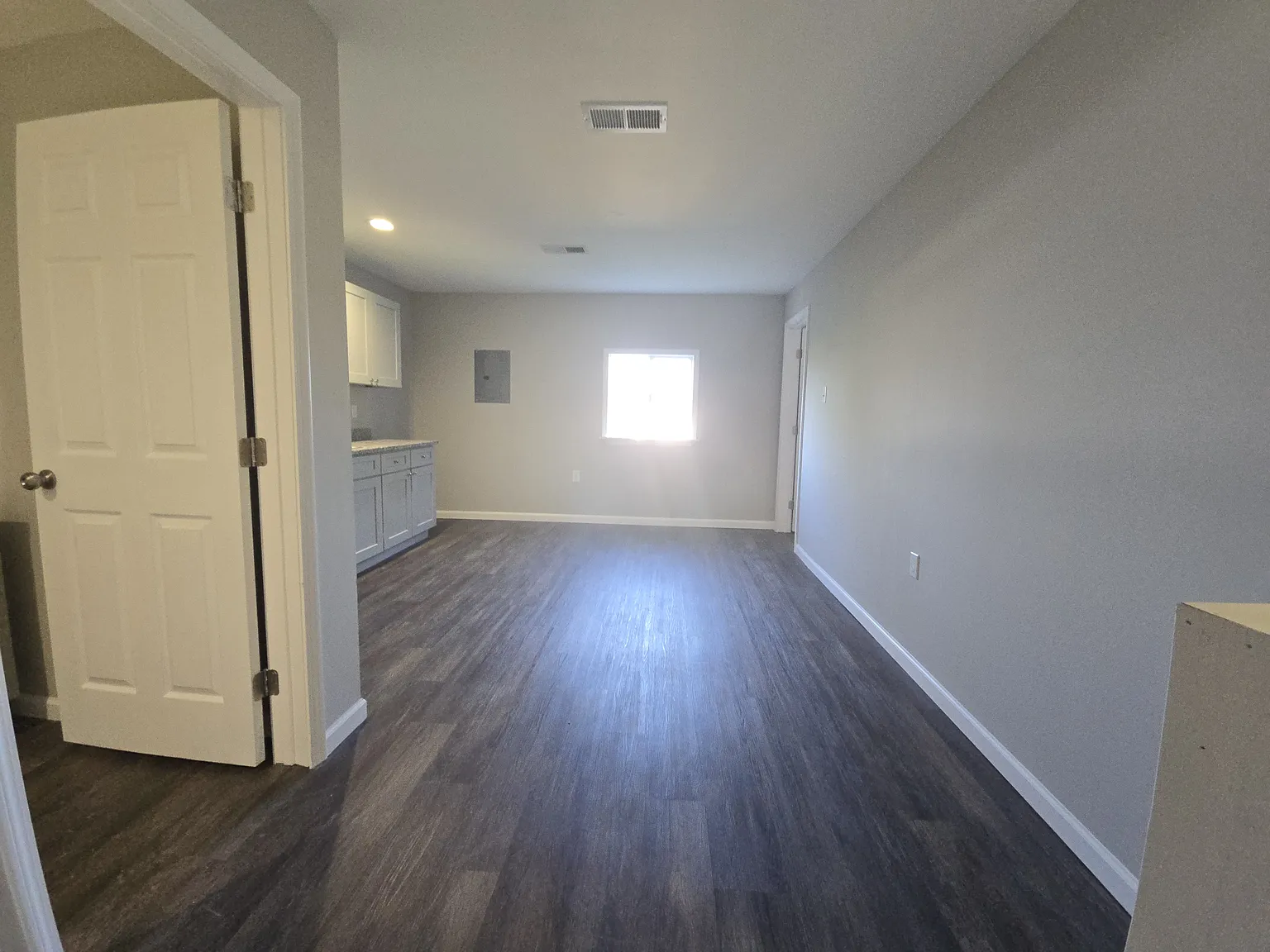 1 bed, $1,000 — Photo 2