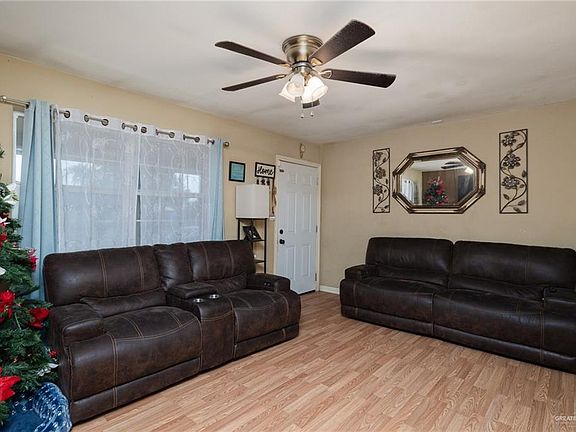 2nd image of 400 S 17th Ave