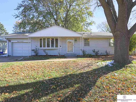 3rd image of 8263 S 39th Ave
