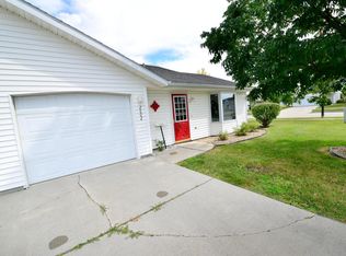 2602 Mistwood Ct, Grand Forks, ND 58201