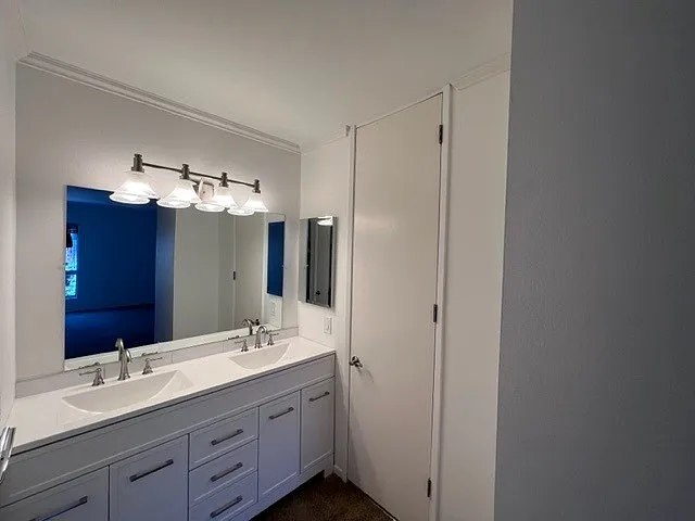 6000 Canterbury Dr #207 — Photo 20