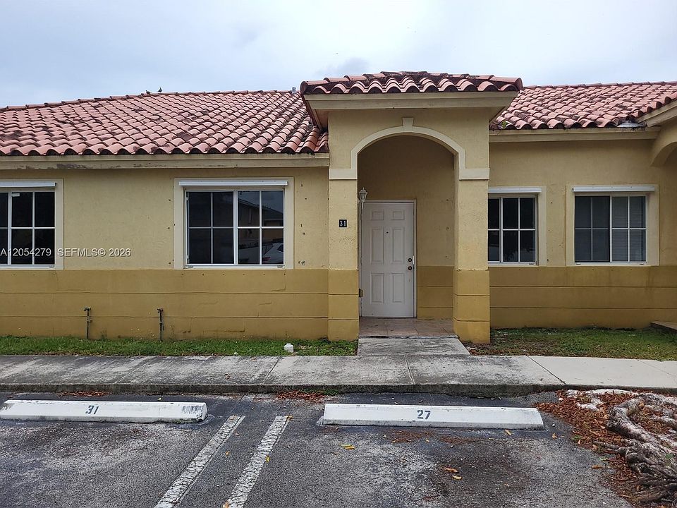 1st image of 31 NE 13th Ave #5