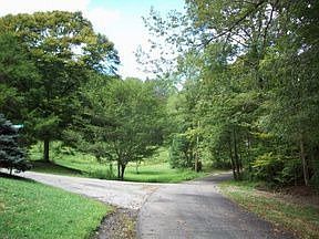2nd image of 1016 Highland Springs Rd