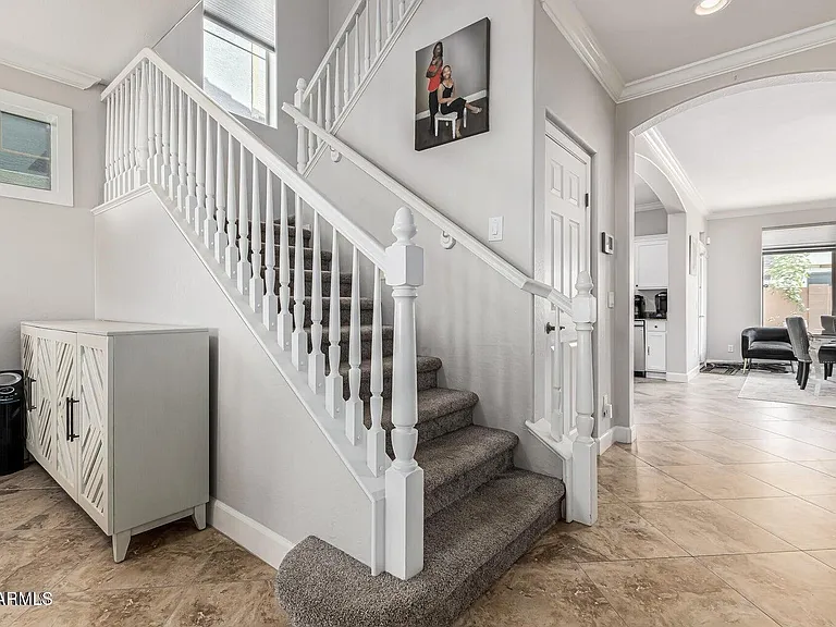 4337 E Vaughn Ave — Photo 1