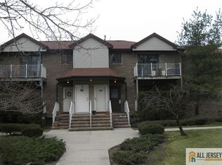 4112 Birchwood Ct, North Brunswick, NJ 08902