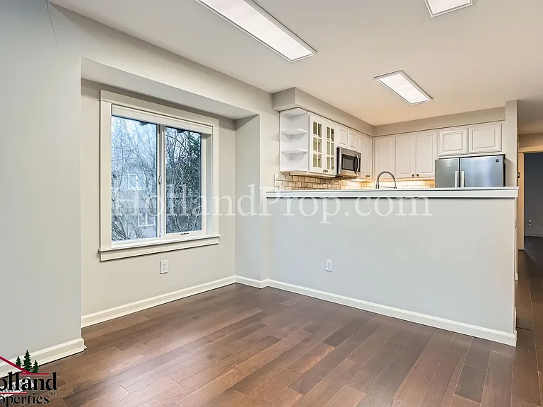 10250 NW Village Heights Dr — Photo 14