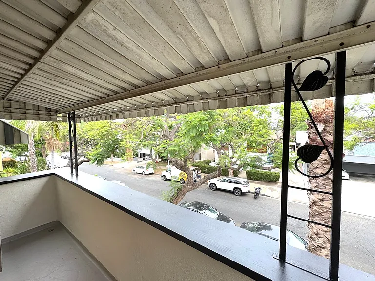 1020 N Edinburgh Ave #6 — Photo 7
