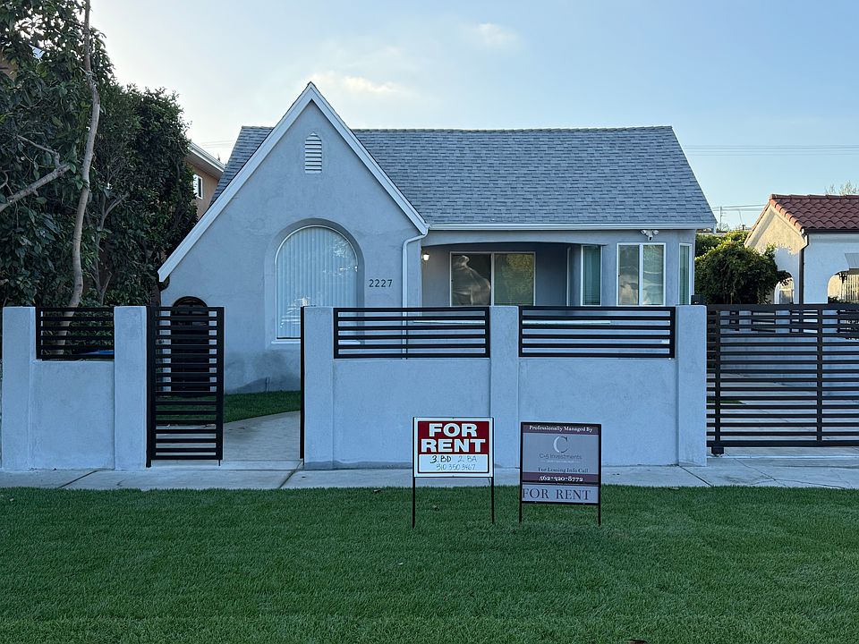 1st image of 2227 S Dunsmuir Ave