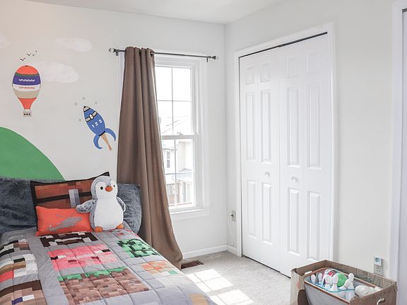 4th image of 5919 Norham Dr