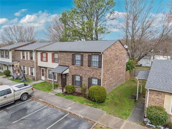 10 Penn Circle #A, Newport News, VA 23606